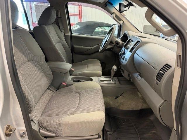 Nissan Frontier S Crew Cab 4WD 2013