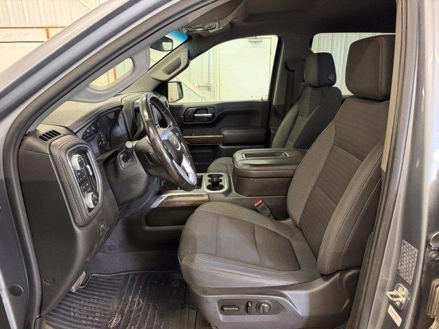 GMC Sierra photo 11