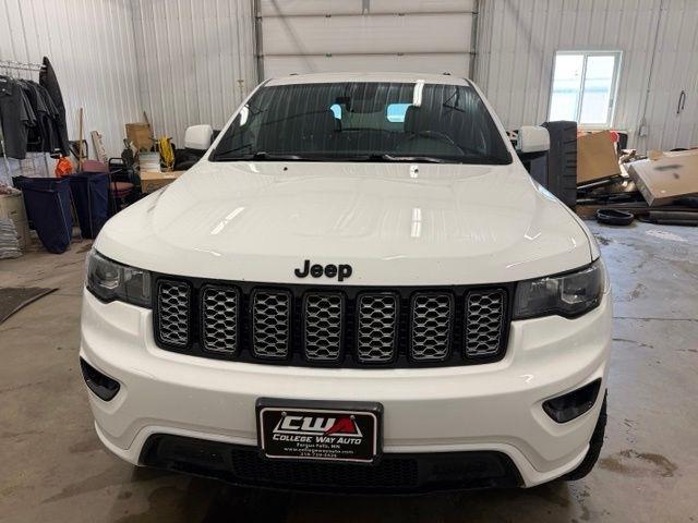 Jeep Grand Cherokee Laredo 4WD 2018