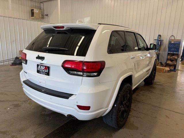 Jeep Grand Cherokee Laredo 4WD 2018