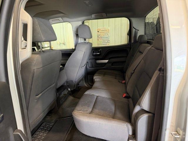 Chevrolet Silverado photo 12