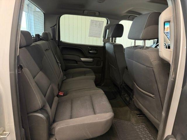 Chevrolet Silverado photo 13