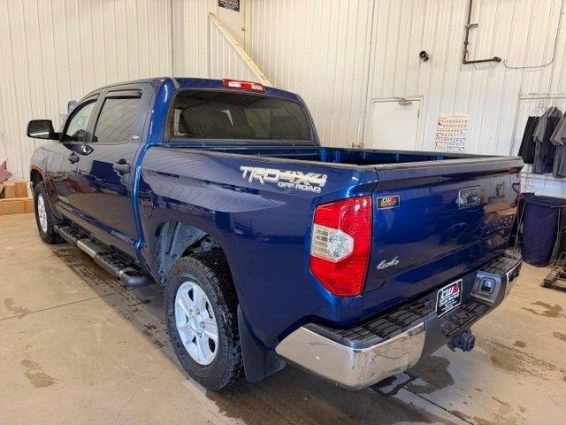 Toyota Tundra photo 8