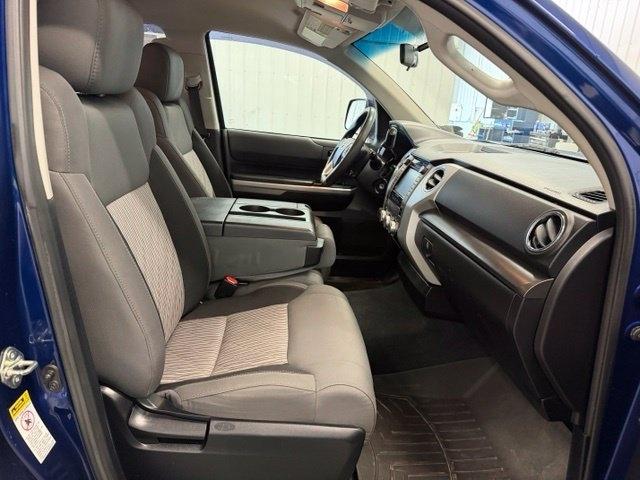 Toyota Tundra photo 14