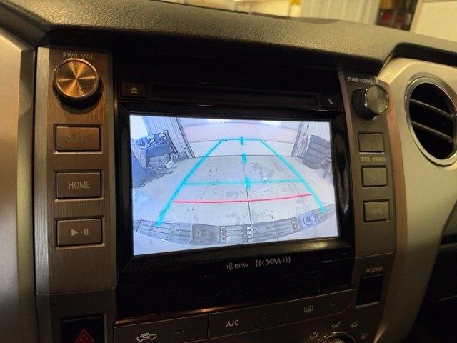 Toyota Tundra photo 19