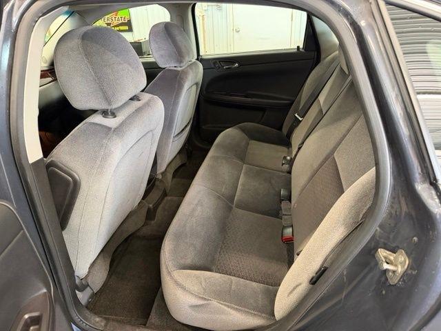 Chevrolet Impala photo 12