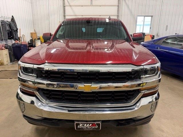 Chevrolet Silverado photo 2