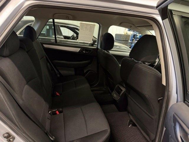 Subaru Outback photo 13