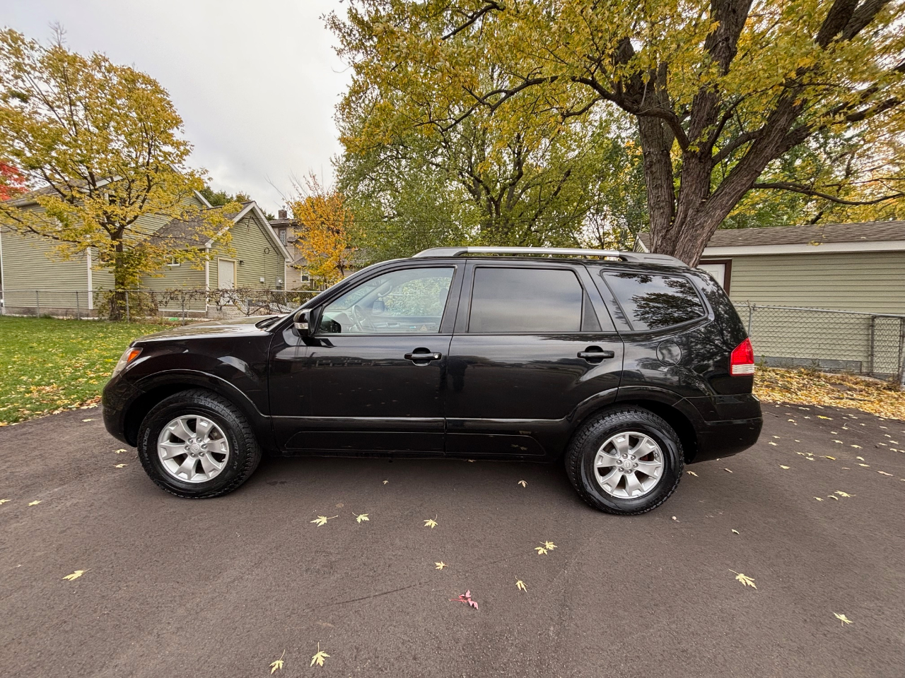 Kia Borrego LX V6 4WD 2009