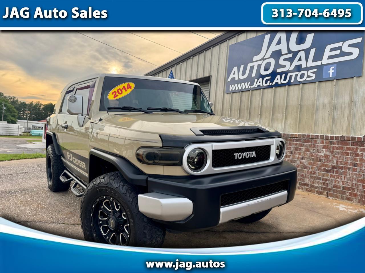 2014 Toyota FJ Cruiser AT's photo