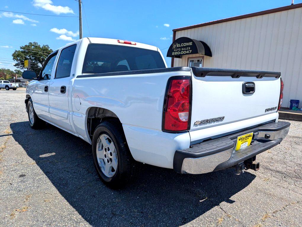 Chevrolet Silverado 1500 LS Crew Cab 2WD 2005