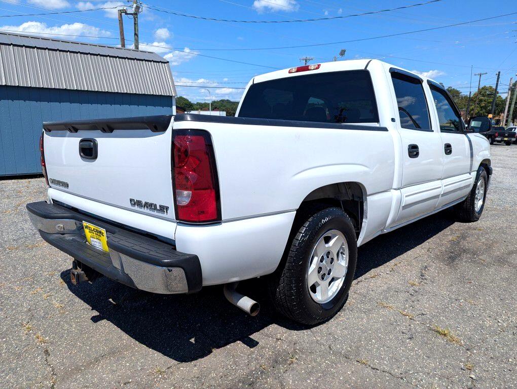 Chevrolet Silverado 1500 LS Crew Cab 2WD 2005