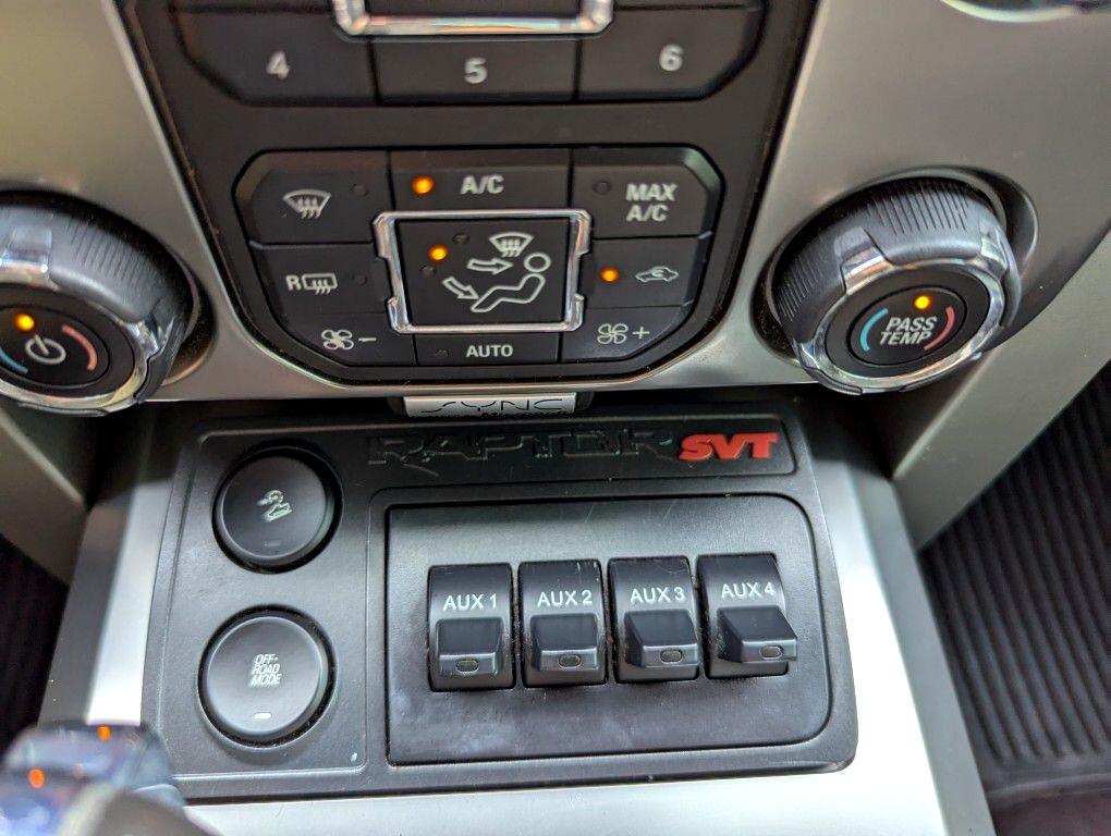 Ford F-150 SVT Raptor SuperCrew 5.5-ft. Bed 4WD 2014