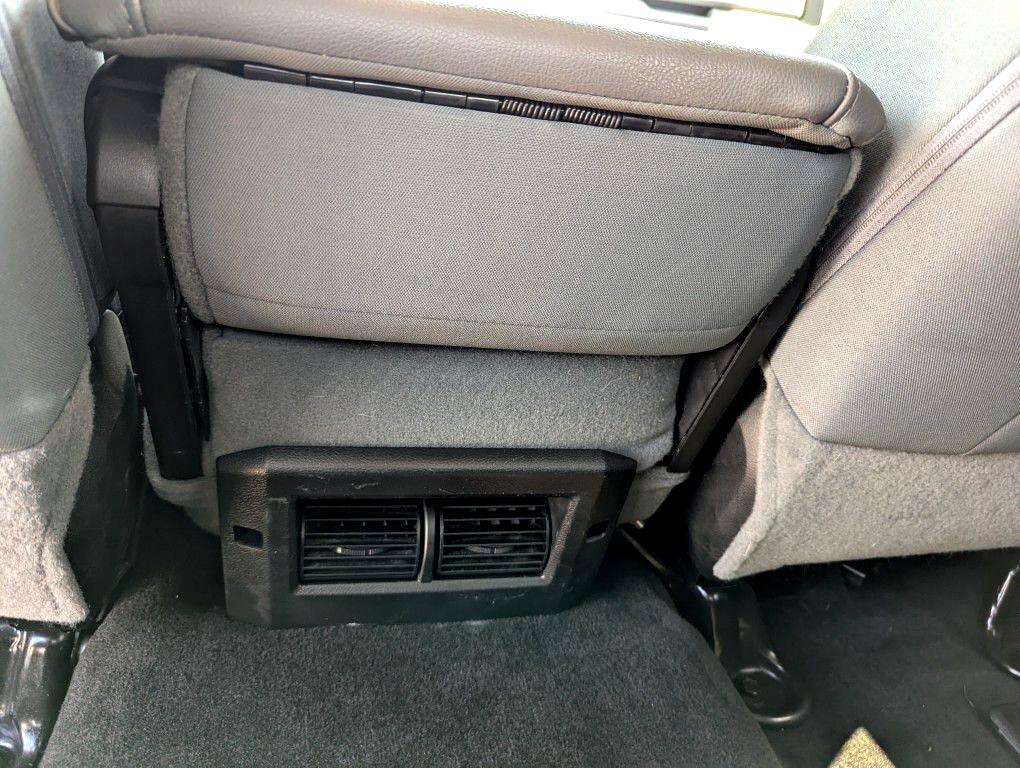 RAM 1500 Tradesman Crew Cab SWB 4WD 2017