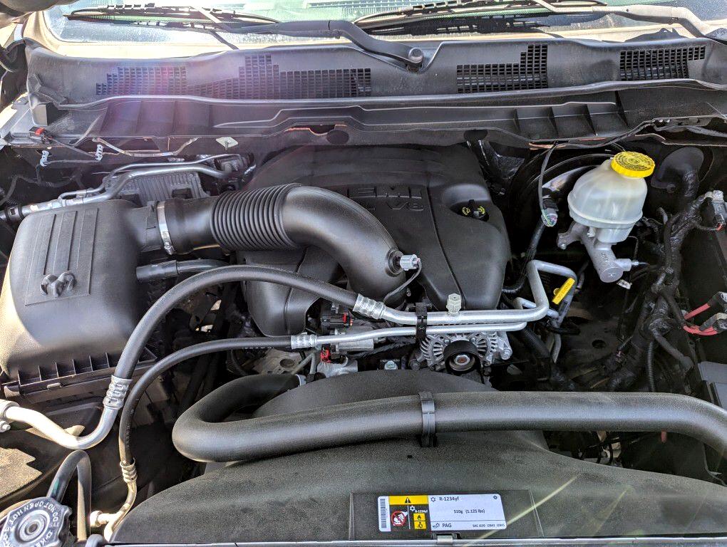 RAM 1500 Tradesman Crew Cab SWB 4WD 2017