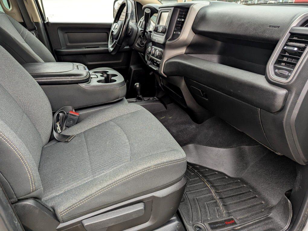 RAM 2500 Tradesman Crew Cab SWB 4WD 2019
