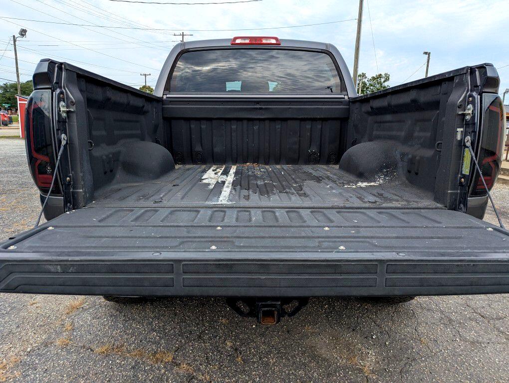Toyota Tundra SR5 5.7L V8 CrewMax 4WD 2018