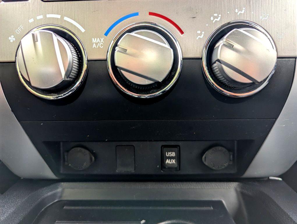 Toyota Tundra SR5 5.7L V8 CrewMax 4WD 2018