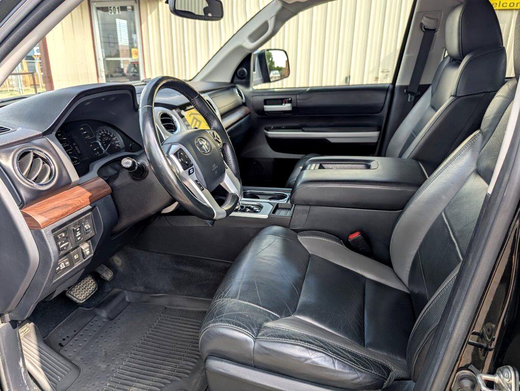 Toyota Tundra Limited 5.7L CrewMax 4WD 2020