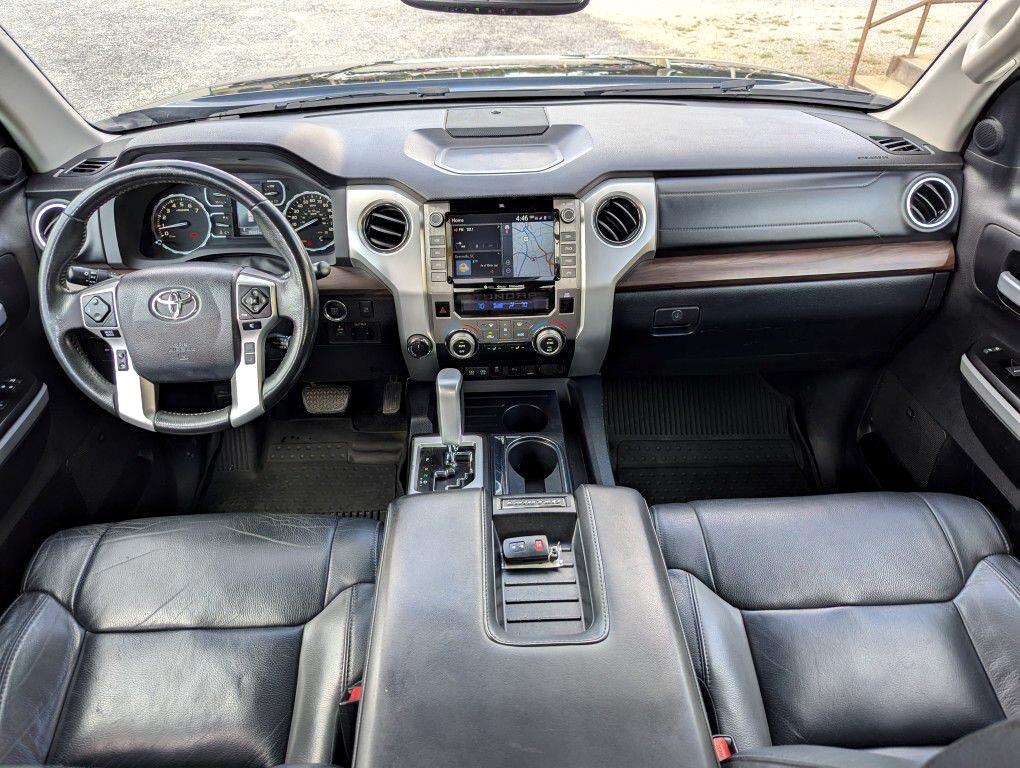 Toyota Tundra Limited 5.7L CrewMax 4WD 2020