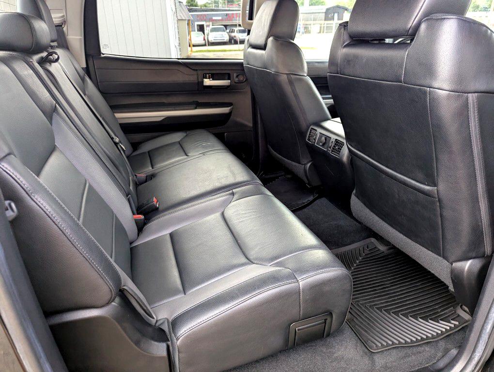 Toyota Tundra Limited 5.7L CrewMax 4WD 2020
