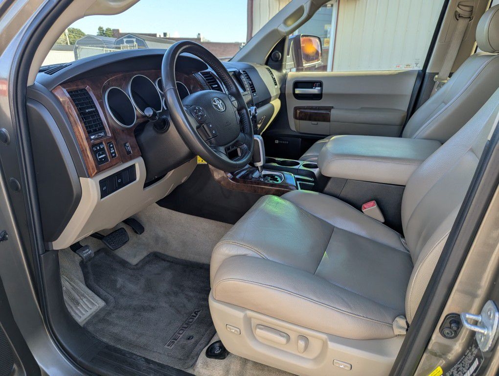 Toyota Sequoia Limited 2WD 2011