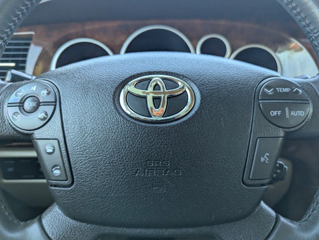 Toyota Sequoia Limited 2WD 2011