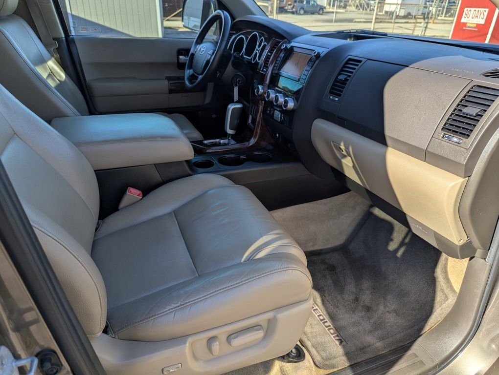 Toyota Sequoia Limited 2WD 2011