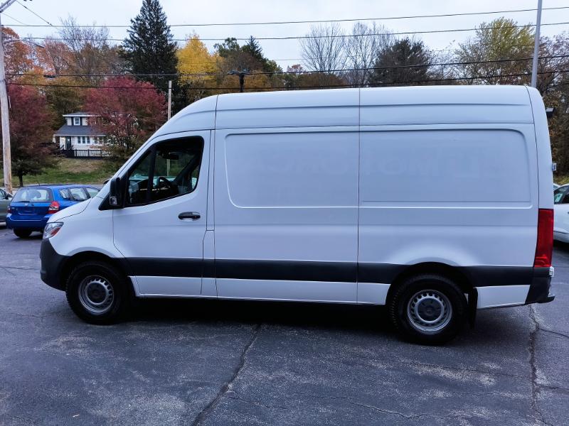 Mercedes-Benz Sprinter 2500 144-in. WB 2020 Mercedes-Benz Sprinter 2500 144-in. WB 2020