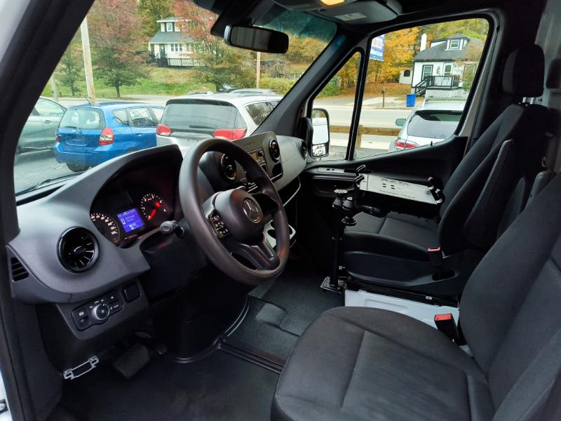 Mercedes-Benz Sprinter 2500 144-in. WB 2020 Mercedes-Benz Sprinter 2500 144-in. WB 2020