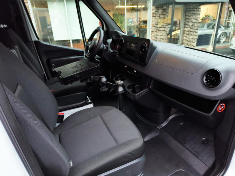 Mercedes-Benz Sprinter 2500 144-in. WB 2020 Mercedes-Benz Sprinter 2500 144-in. WB 2020