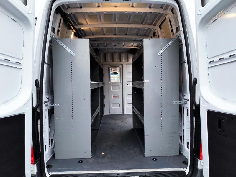 Mercedes-Benz Sprinter 2500 144-in. WB 2020 Mercedes-Benz Sprinter 2500 144-in. WB 2020