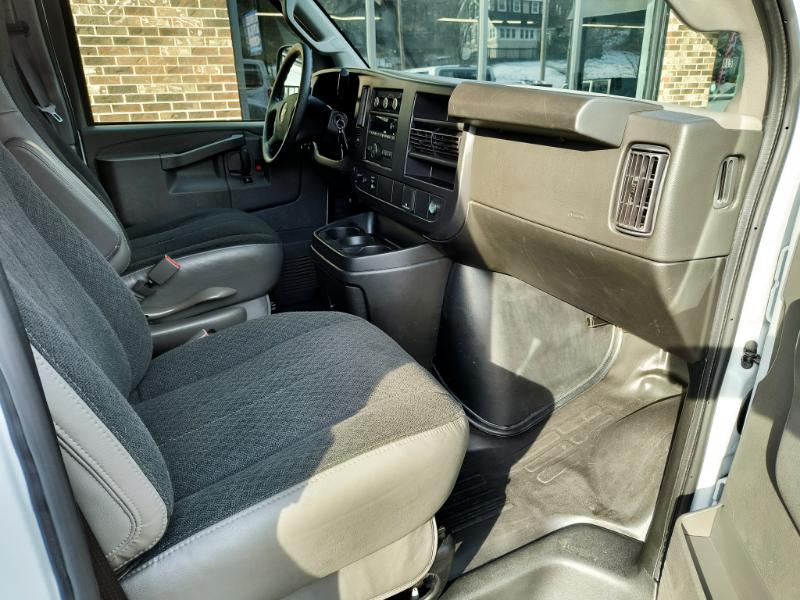 Chevrolet Express 2500 Cargo 2024