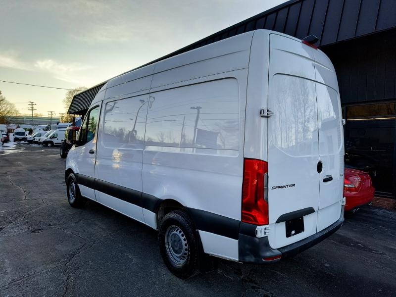 Mercedes-Benz Sprinter 2500 144-in. WB 2021