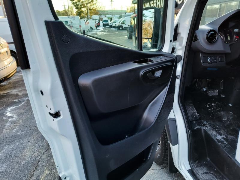 Mercedes-Benz Sprinter 2500 144-in. WB 2021