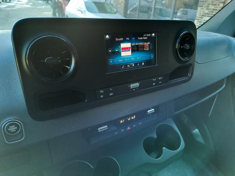 Mercedes-Benz Sprinter 2500 144-in. WB 2021