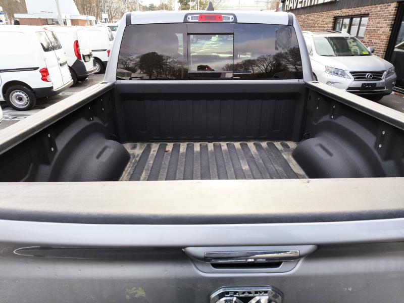 RAM 1500 Big Horn Crew Cab SWB 4WD 2019