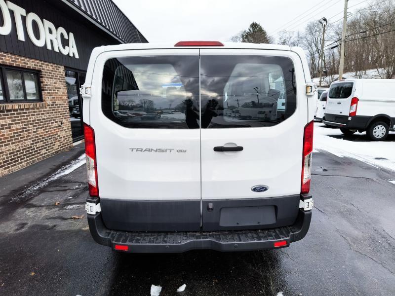 Ford Transit 150 Wagon Low Roof XL 60/40 Pass. 130-in. WB 2017