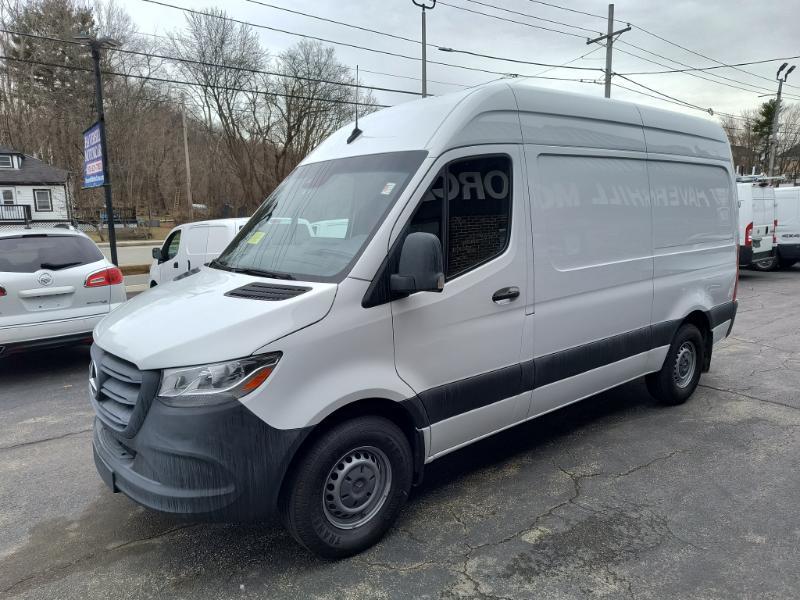 Mercedes-Benz Sprinter 2500 144-in. WB 2020