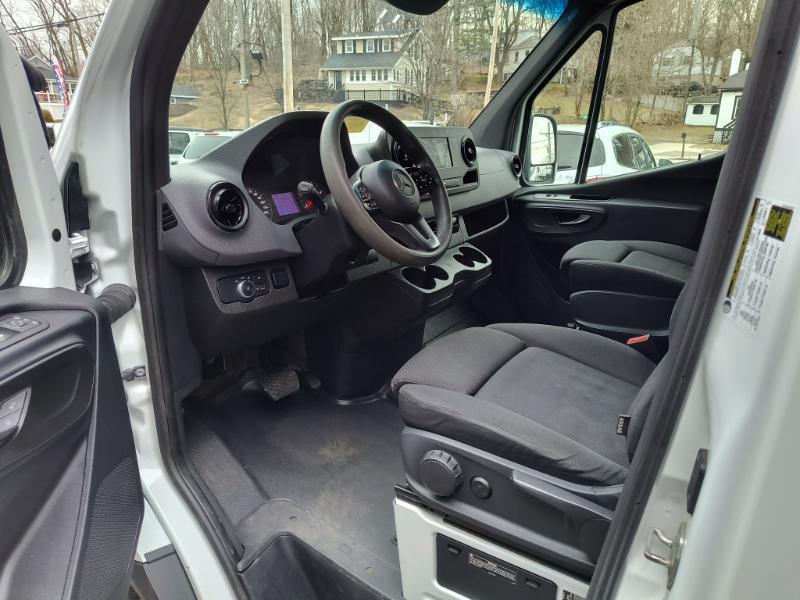 Mercedes-Benz Sprinter 2500 144-in. WB 2020