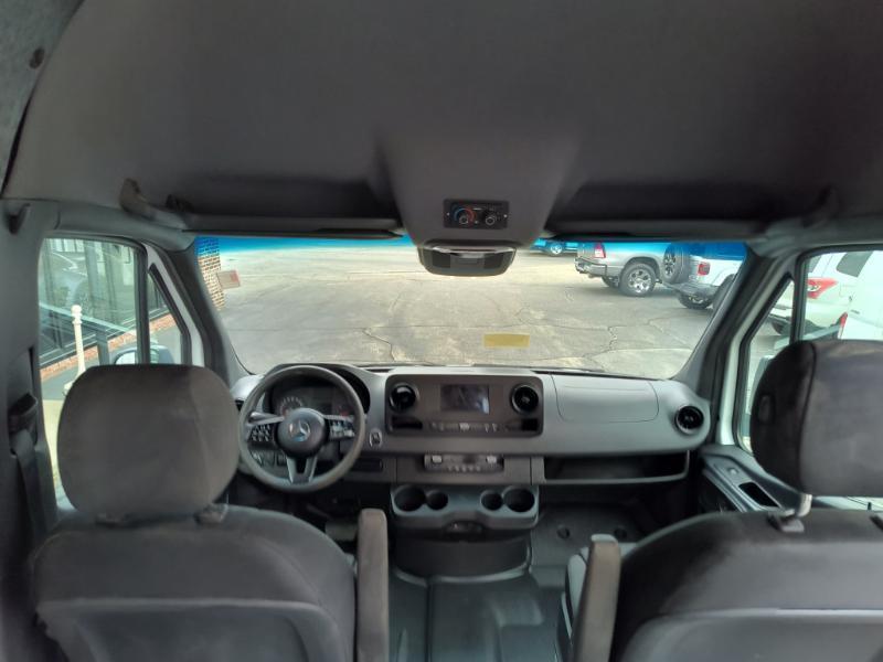 Mercedes-Benz Sprinter 2500 144-in. WB 2020