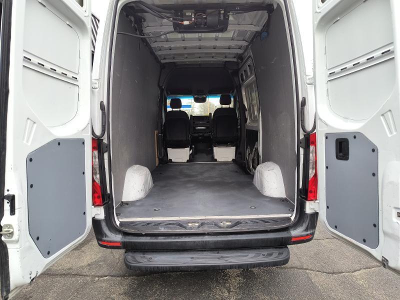 Mercedes-Benz Sprinter 2500 144-in. WB 2020