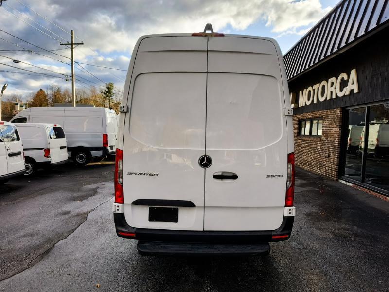 Mercedes-Benz Sprinter 2500 170-in. WB 2021