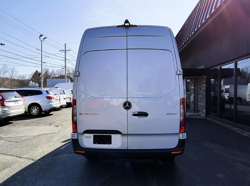 Mercedes-Benz Sprinter 2500 144-in. WB 2023