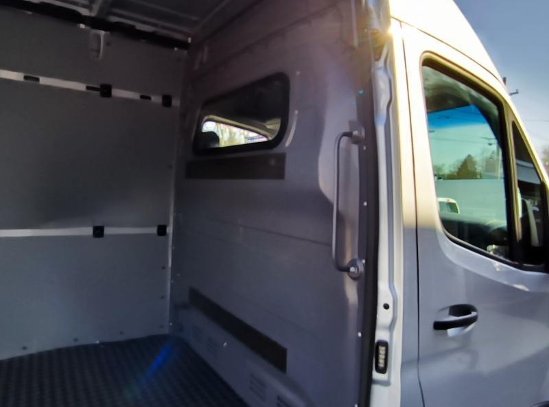 Mercedes-Benz Sprinter 2500 144-in. WB 2023