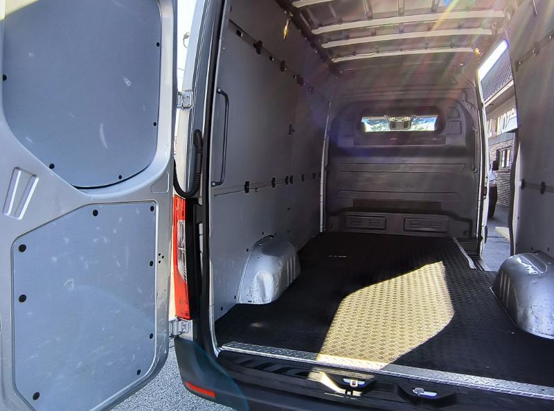 Mercedes-Benz Sprinter 2500 144-in. WB 2023