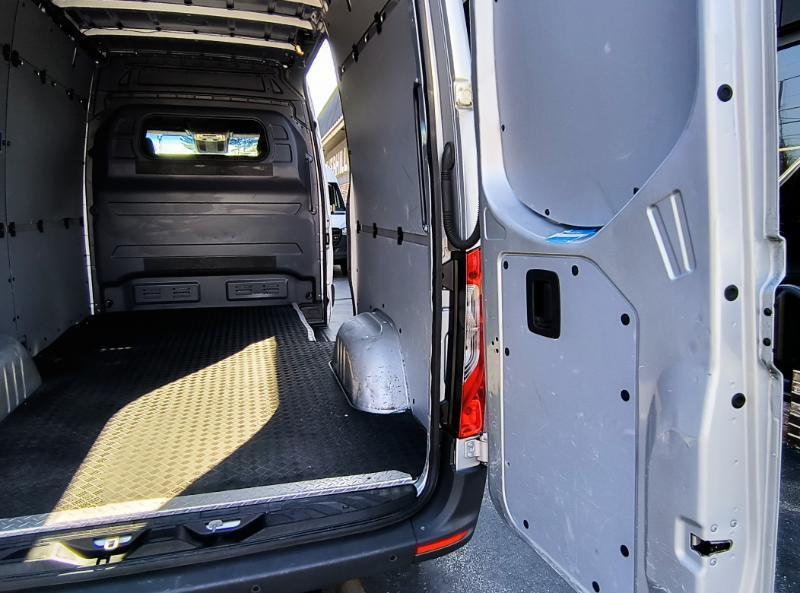 Mercedes-Benz Sprinter 2500 144-in. WB 2023
