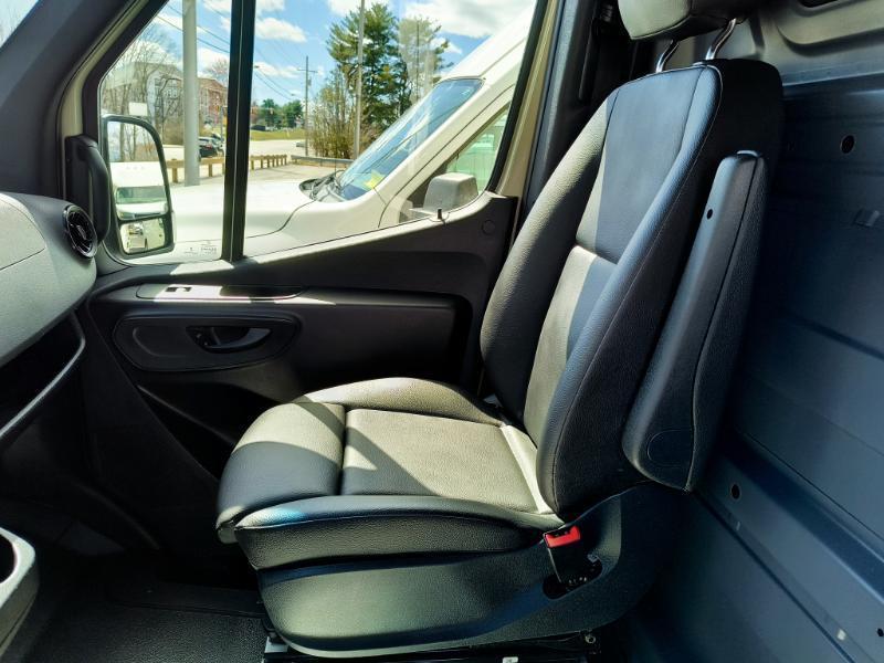 Mercedes-Benz Sprinter 2500 144-in. WB 2023