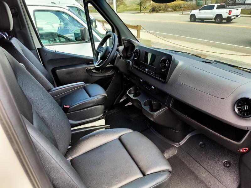 Mercedes-Benz Sprinter 2500 144-in. WB 2023