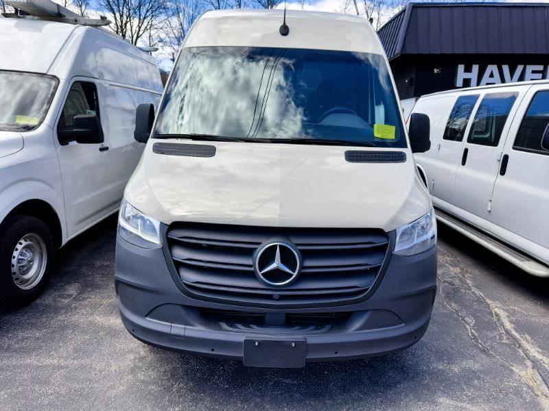 Mercedes-Benz Sprinter 2500 144-in. WB 2023
